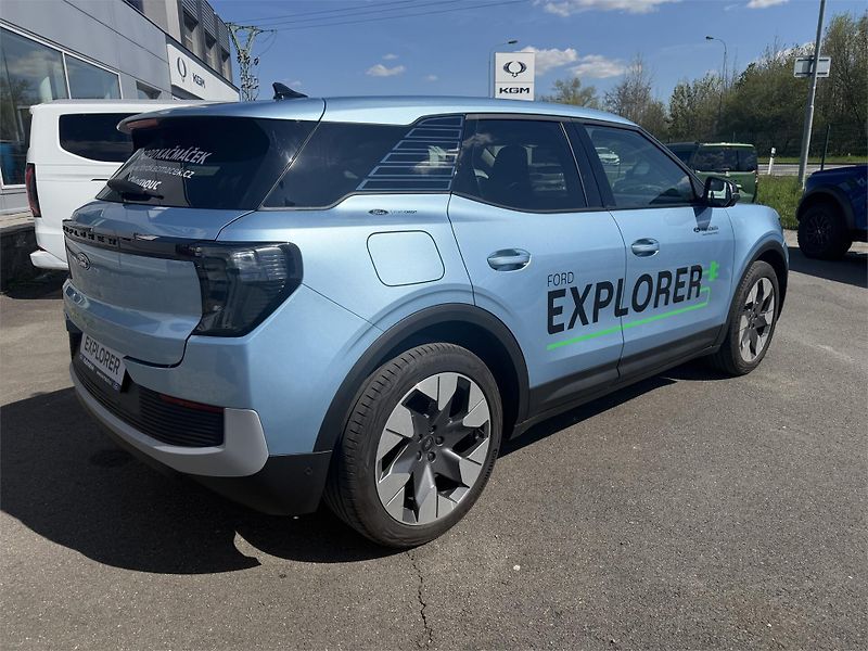 Ford Explorer Premium, SUV, 77 kWh prodlouže - fotka 3 z 22