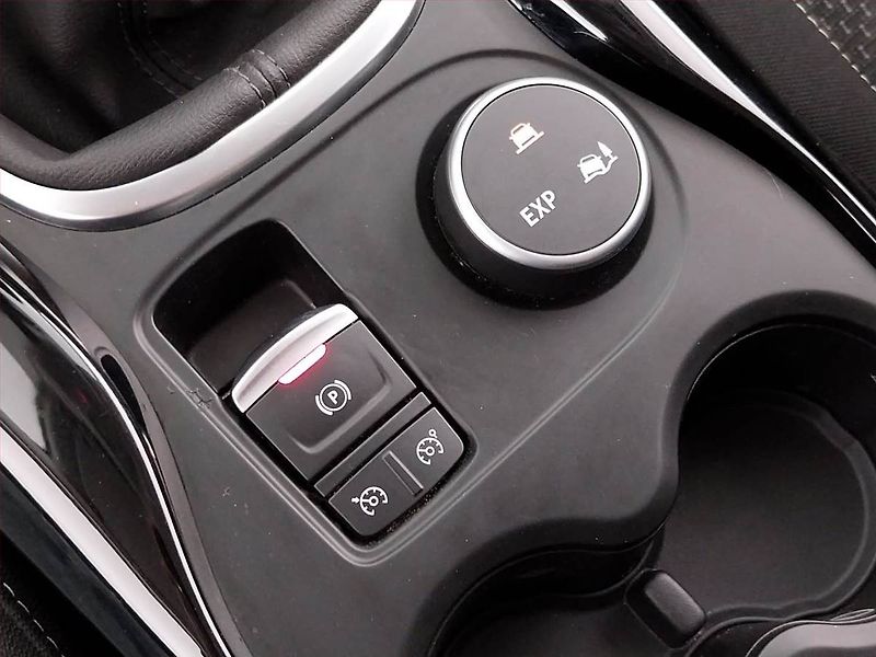 Renault Kadjar (2017) 1.2 TCe, Navi, Tempomat - fotka 18 z 21