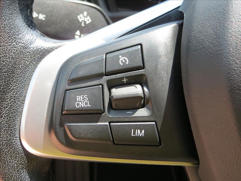 BMW X1 1,5 i sDrive AUT LED Navi ČR - fotka 21 z 27
