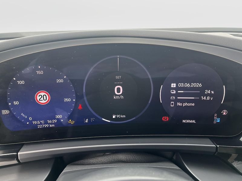 Porsche Macan Electric - fotka 18 z 25