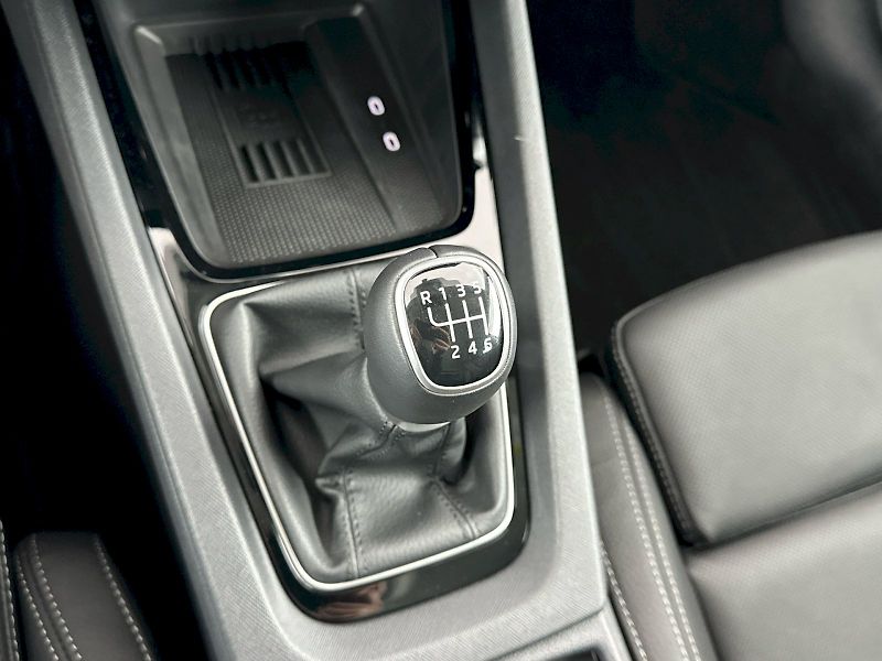 Škoda Octavia (2025) 1.5TSI 110kW Exclusive Selecti - fotka 24 z 33
