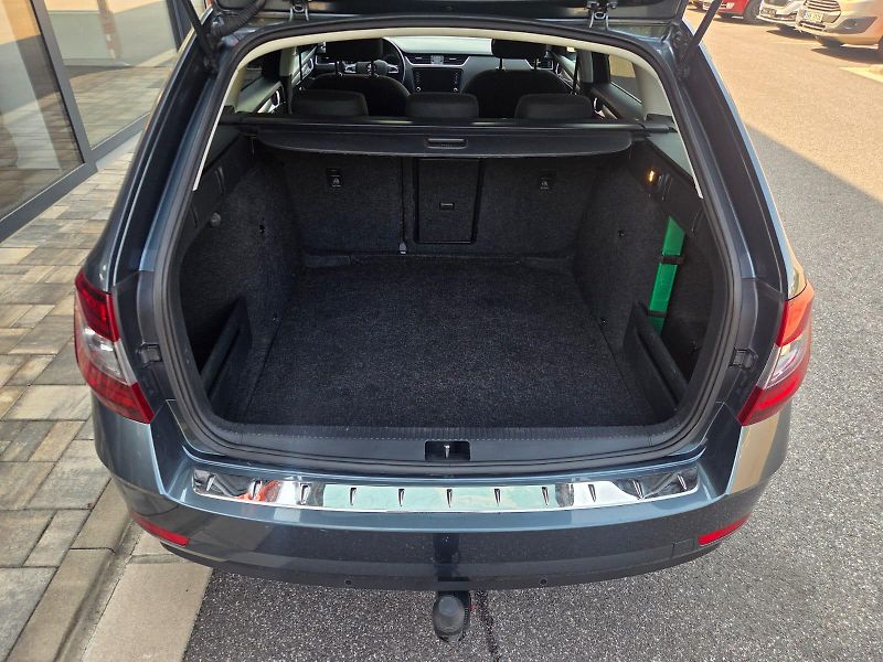 Škoda Octavia (2018) 1.0 TSI DSG - fotka 9 z 9