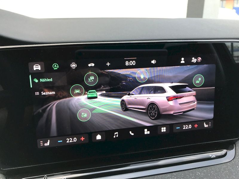 Škoda Octavia (2025) COMBI TOP SELECTION 1,5 TSI M- - fotka 21 z 29