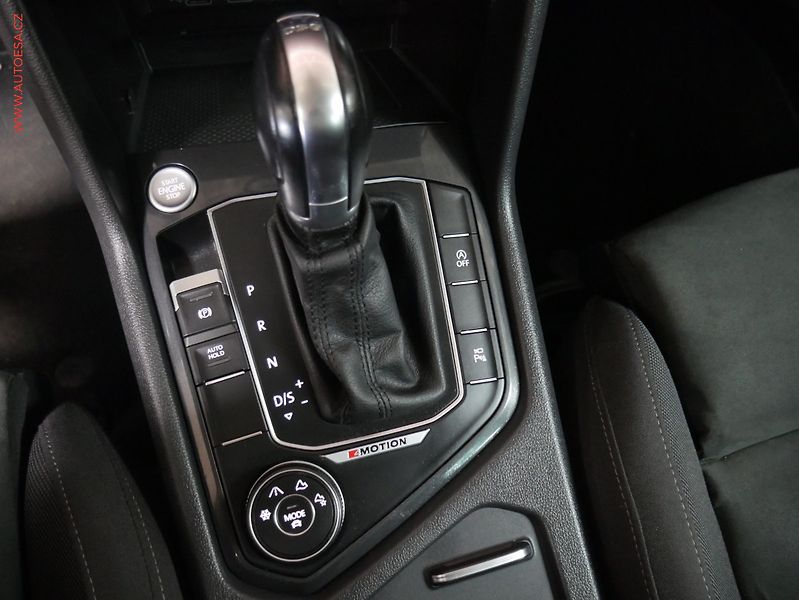 Volkswagen Tiguan (2018) 2.0 TDI 4x4, DSG, navi, LED - fotka 26 z 31