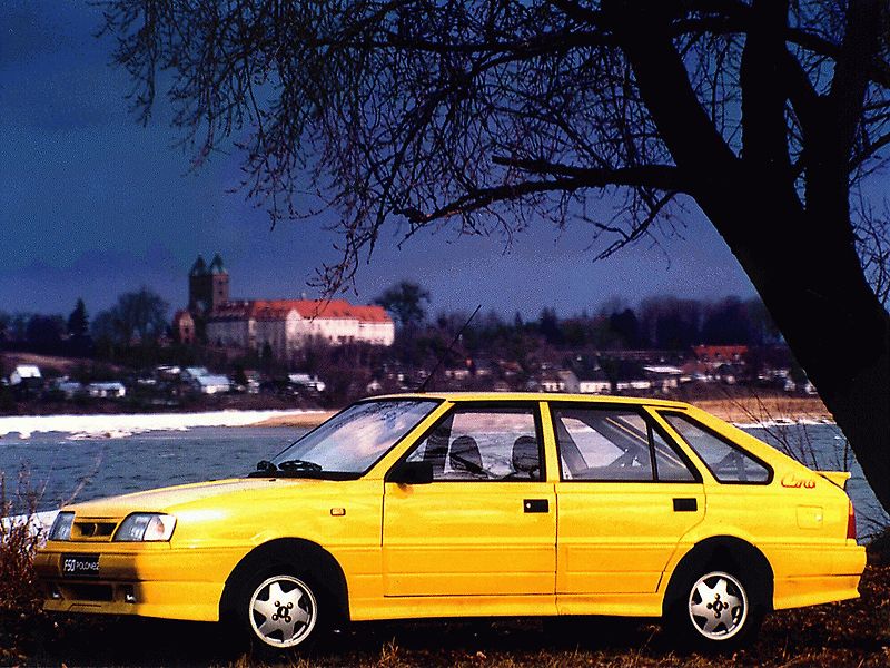 FSO Polonez se vyráběl mezi lezy 1978 až 2002