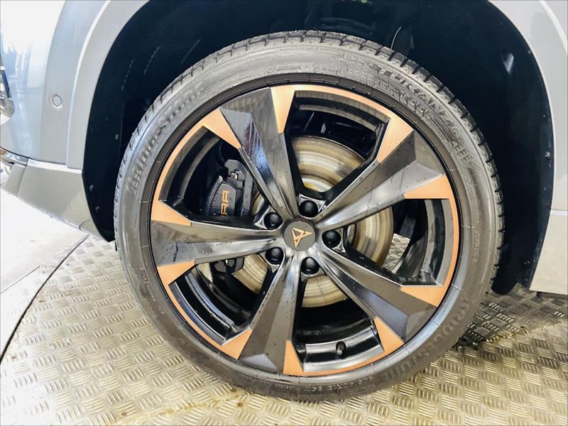 Cupra Ateca 2,0 TSI 221kW DSG 4Drive - fotka 29 z 29