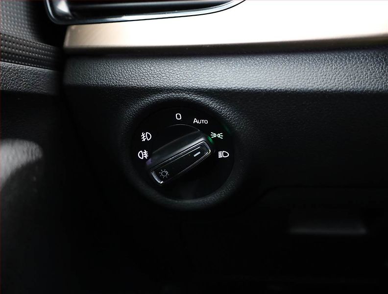 Škoda Scala (2020) Style 1.0 TSI, ČR,1.maj - fotka 14 z 17
