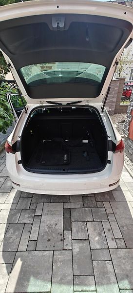 Škoda Octavia (2020) FIRST EDITION 4, 2.0 TDI, 85kw - fotka 10 z 18