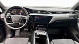 Audi Q8 e-tron 50 Q Vzd. odpružení Kamera Taž - náhled 10