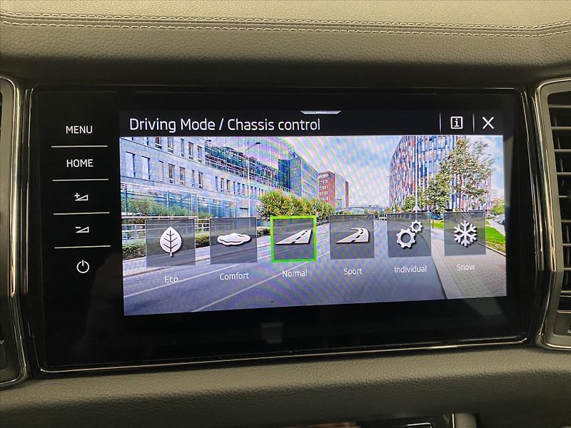 Škoda Kodiaq 2,0 TDI 147kW DSG 4x4 L&K - fotka 16 z 31
