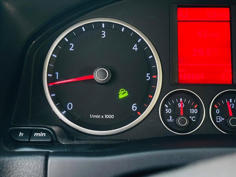 Volkswagen Tiguan 2.0TDI 4x4 MAN SERVISKA TAŽNÉ - fotka 43 z 45
