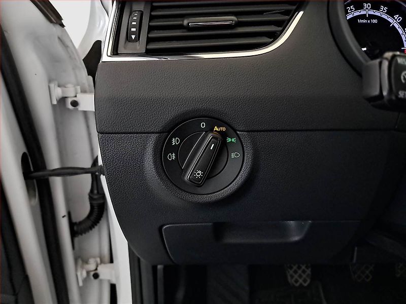 Škoda Octavia (2020) 1.6 TDI, ČR,1.maj, Serv.kniha - fotka 20 z 24