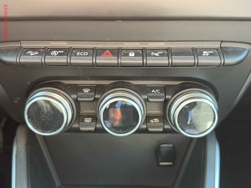 Dacia Duster (2020) 1.3TCe 4WD, 1.maj,ČR - fotka 17 z 20