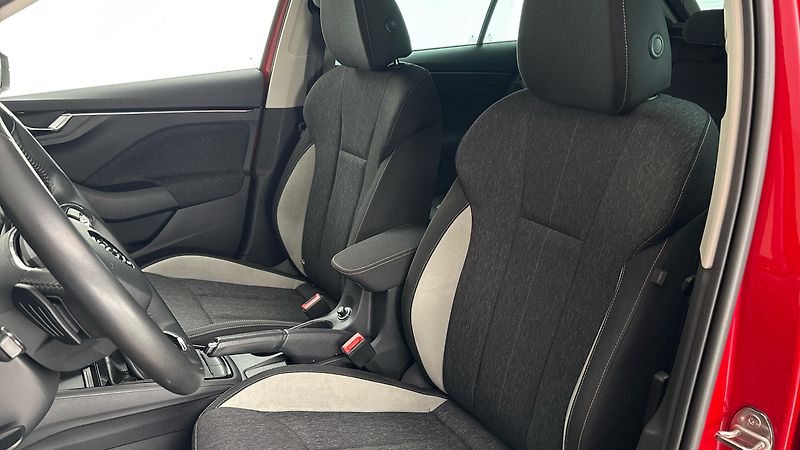 Škoda Scala 1.0 TSI DSG Style - fotka 15 z 25
