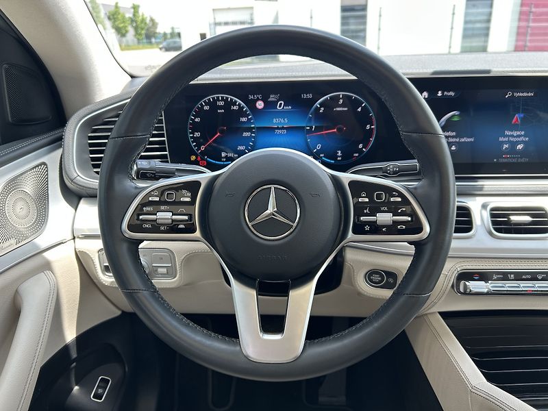 Mercedes-Benz GLE 400d 4MATIC AMG Coupe - fotka 18 z 36