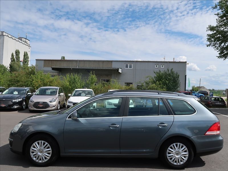Volkswagen Golf 1,9 TDi,77kW,Aut.klima,tempoma - fotka 5 z 21