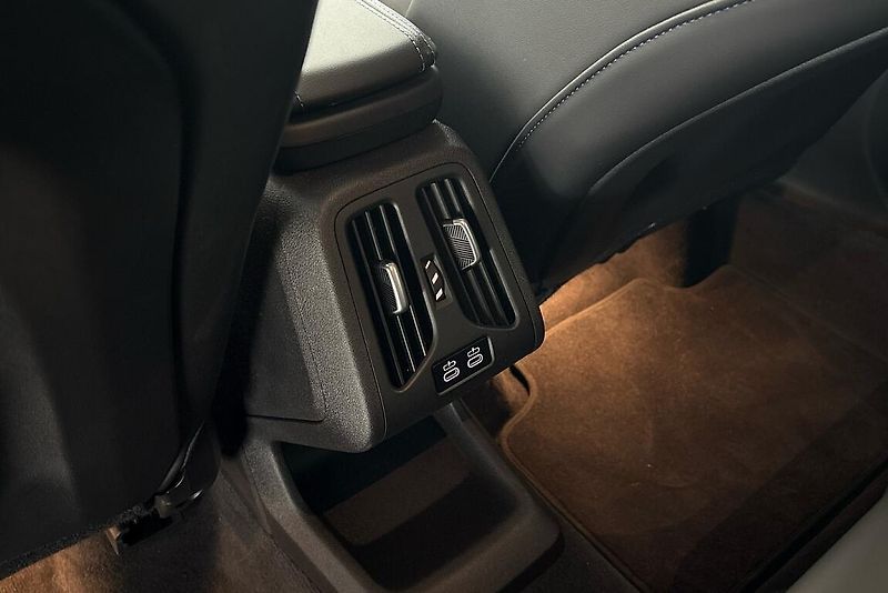 BMW X1 xDrive23d - fotka 15 z 17