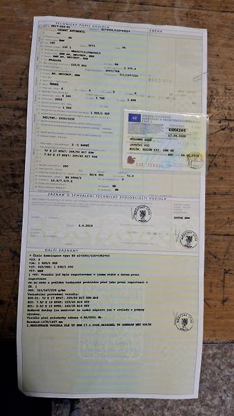 BMW Řada 1 135i e82 Mpacket - fotka 26 z 43