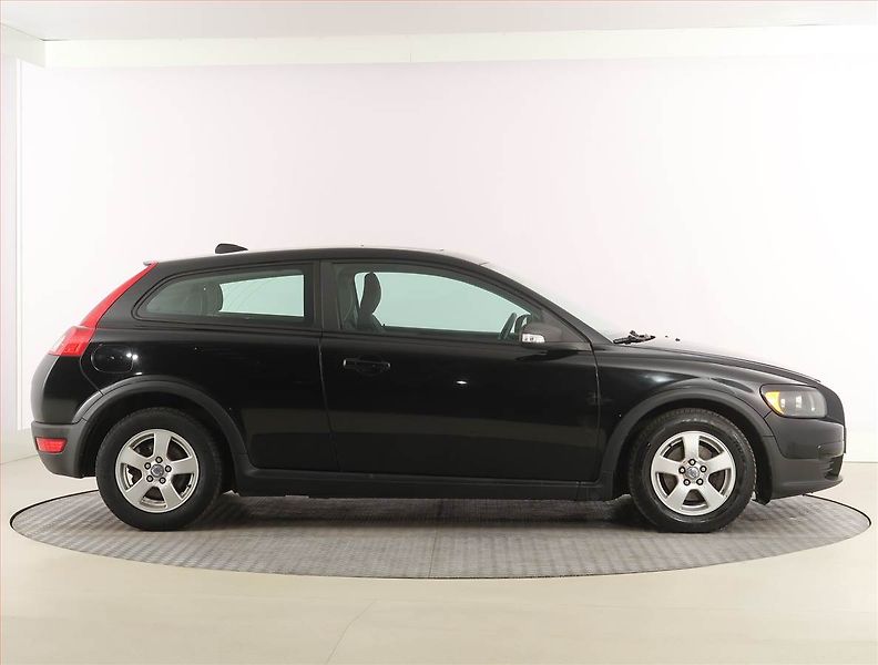 Volvo C30 (2009) 1.6 i, Serv.kniha, po STK - fotka 6 z 15