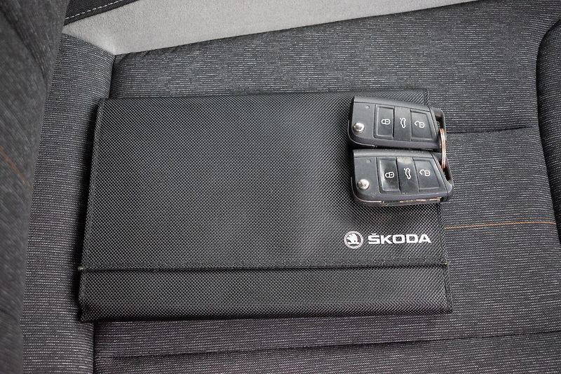 Škoda Kamiq 1.6 TDI STYLE*KESSY*ČR 1.MAJ - fotka 31 z 40
