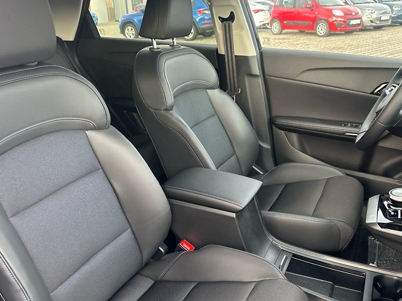 MG MG4 (2025) EXCLUSIVE 64 kWh *SPEC. AKCE - fotka 6 z 21