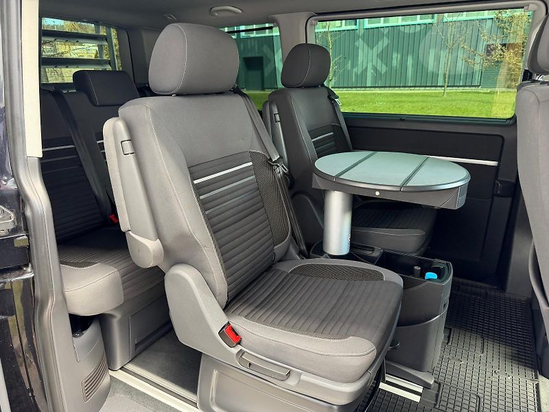 Volkswagen Multivan 2,0 TDi DPH  /103 kW/edice Cup - fotka 19 z 32