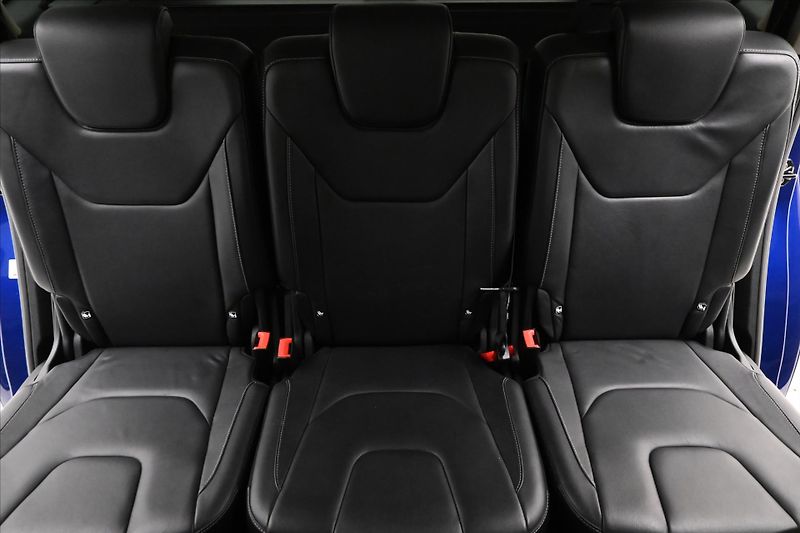 Ford S-MAX 2,0 TDCi 132 kW TITANIUM Záruk - fotka 26 z 29