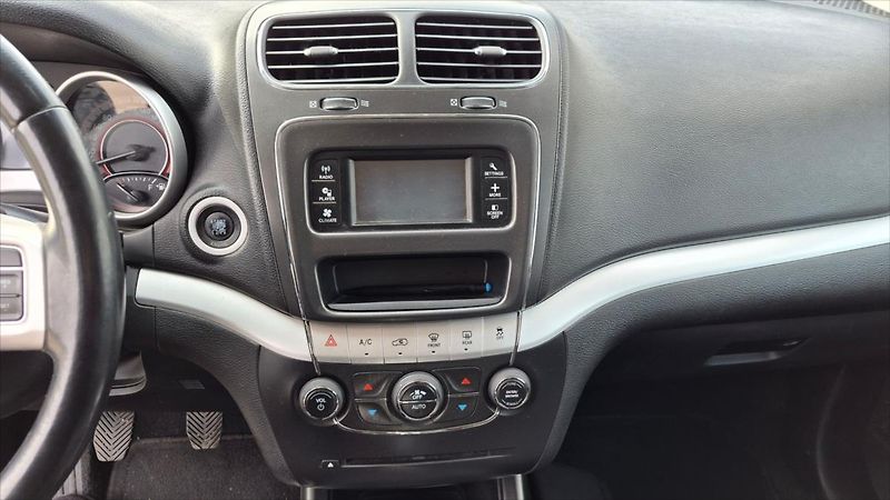 Fiat Freemont 2,0 103 KW MULTIJET ČR - fotka 11 z 17