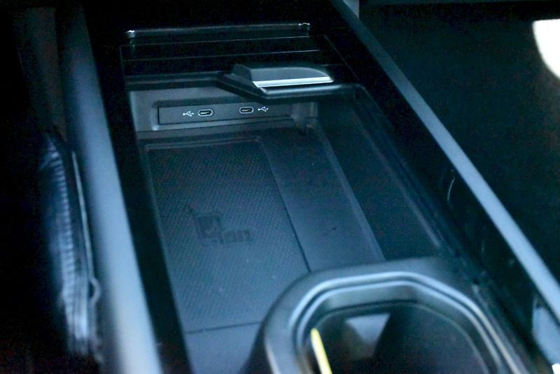 Volkswagen ID.7 (2024) PRO 210kW - fotka 23 z 34