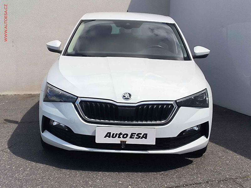 Škoda Scala (2022) 1.5 TSi, 1.maj,ČR, Style - fotka 2 z 23