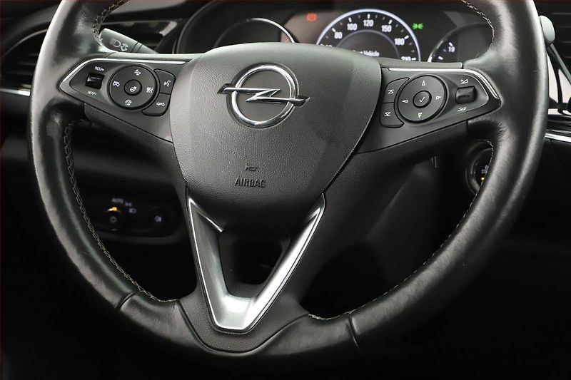 Opel Insignia (2017) 2.0 CDTI, Serv.kniha, Kůže - fotka 17 z 20