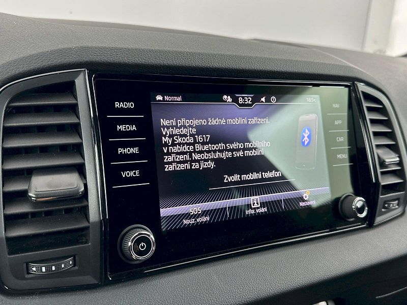 Škoda Karoq (2025) DSG 2.0TDI 110kW 4x4 SportLine - fotka 16 z 36