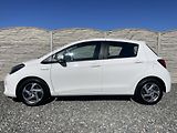 Toyota Yaris 1.5i 16v HYBRID 142TKM TOP 1A! - náhled 1