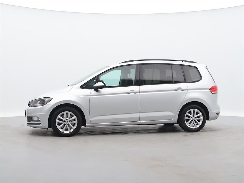 Volkswagen Touran 1,6 TDI 81kW DSG 7-Míst Tažné - fotka 4 z 29