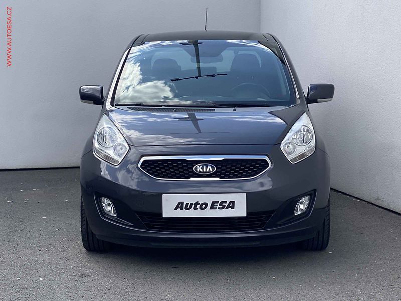 Kia Venga (2015) 1.6 CRDi, Panor, navi - fotka 2 z 18