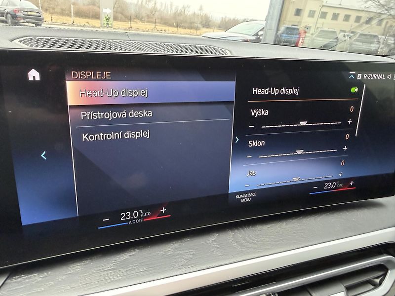 BMW Řada 3 (2023) M340i 275kW XDRIVE HUD PANORAM - fotka 48 z 53