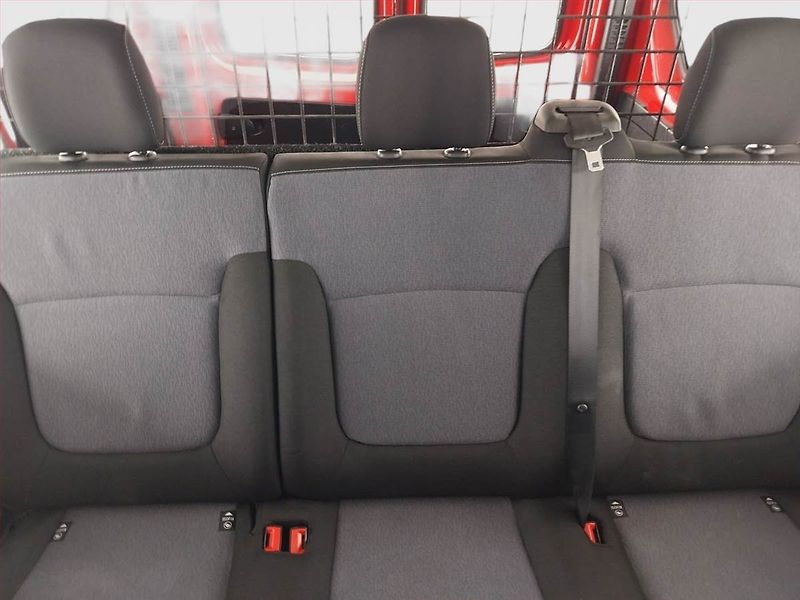 Opel Vivaro (2019) 1.6 BiCDTI, Bus, 6Míst, ČR - fotka 10 z 18