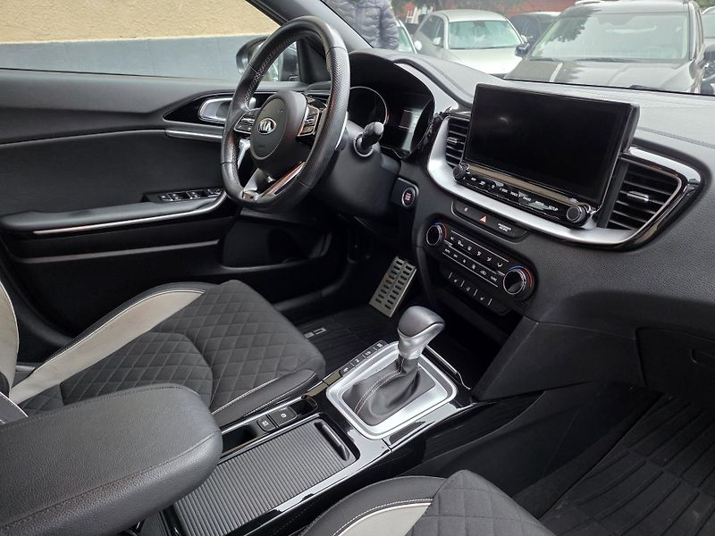 Kia Ceed (2021) 1.6-GT-LINE-V ZÁRUCE  - fotka 3 z 20