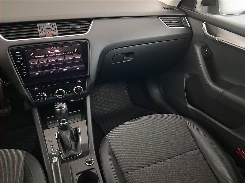 Škoda Octavia (2017) 2.0 TDI, Automat, Tempomat - fotka 8 z 23