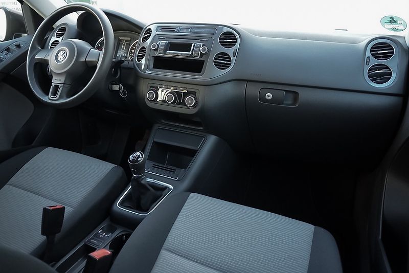 Volkswagen Tiguan (2013) 1.4 TSI TREND 4x4 - fotka 23 z 29