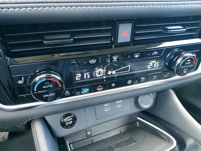 Nissan X-Trail E-POWER e-4ORCE TEKNA SKLADEM - fotka 25 z 31