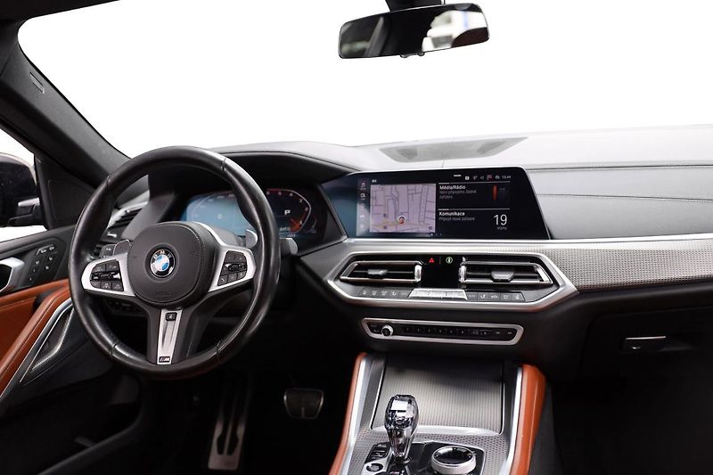 BMW X6 M50d - fotka 12 z 14