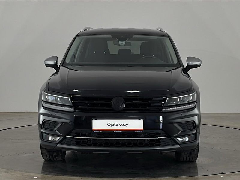 Volkswagen Tiguan Highline 4MOT DSG - fotka 4 z 30