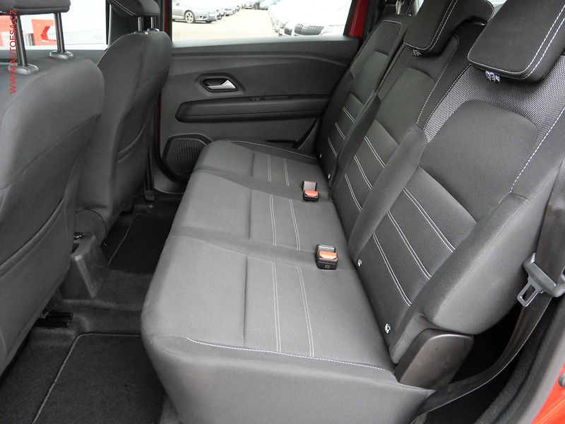 Dacia Jogger (2023) 1.0TCe, Exception - fotka 10 z 27