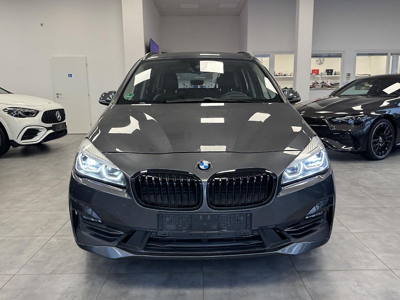 BMW Řada 2 (2018) 218d xDrive Grand Tourer - fotka 2 z 31