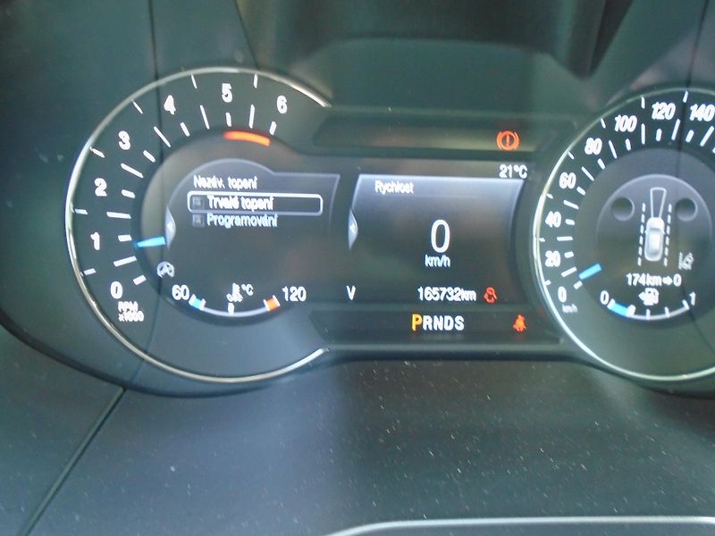 Ford Galaxy 2.0EcoBlue 140kW 8AT Titanium  - fotka 23 z 43