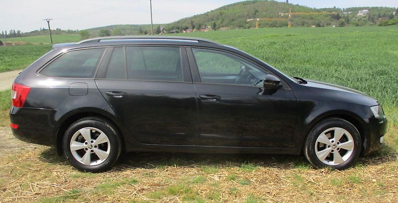 Škoda Octavia 1.4TSi 103kW*ELEGANCE*VÝHŘEV* - fotka 6 z 50