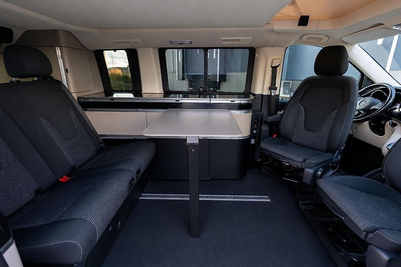 Mercedes-Benz Třídy V (2023) V 250 d Marco Polo - fotka 20 z 32