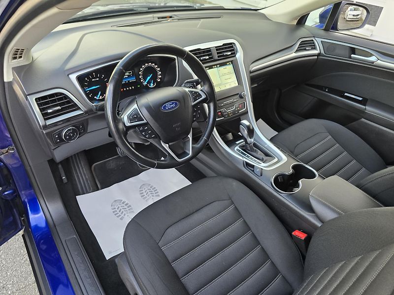 Ford Mondeo 2,0 TDCi BUSINESS LED NAVI DPH - fotka 10 z 28