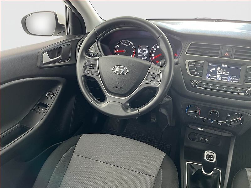 Hyundai i20 (2019) 1.2, ČR,1.maj, Serv.kniha - fotka 7 z 14